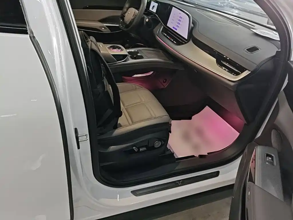 Hongqi Hongqi Tiangong 08 — миниатюра 25