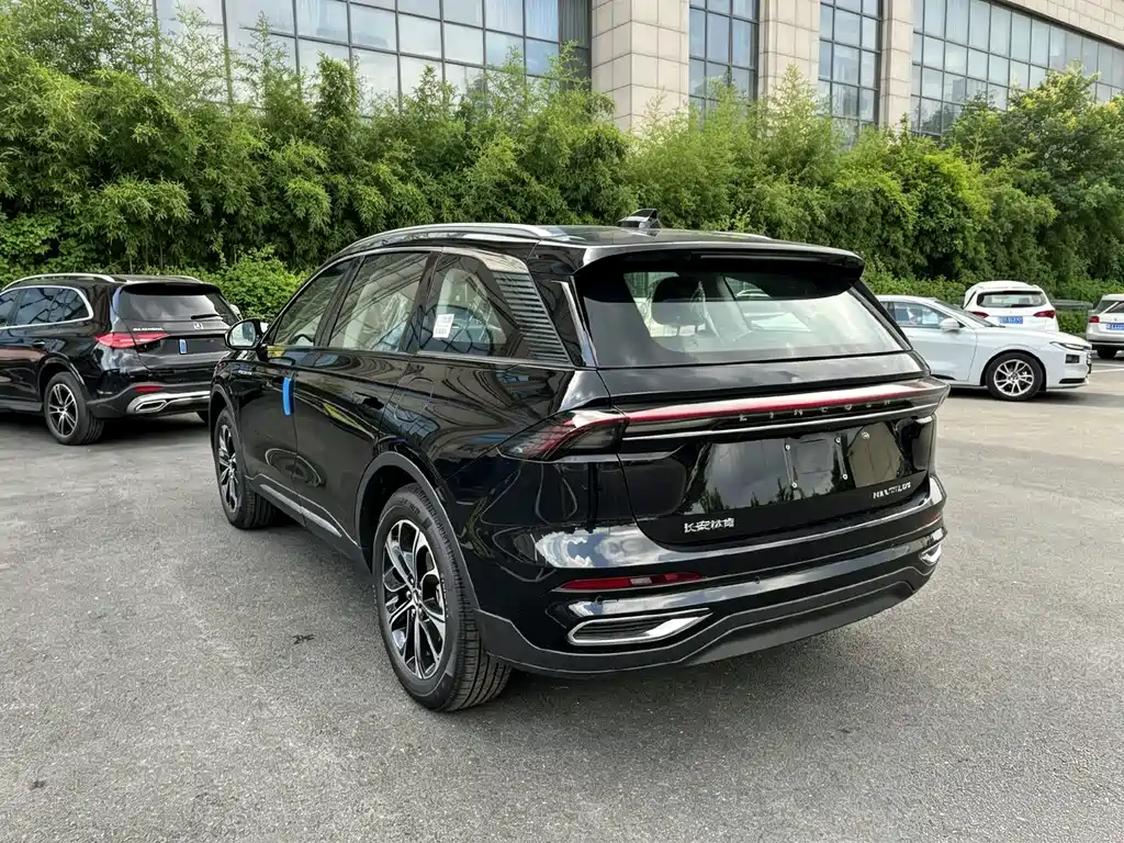 Lincoln Nautilus — миниатюра 10