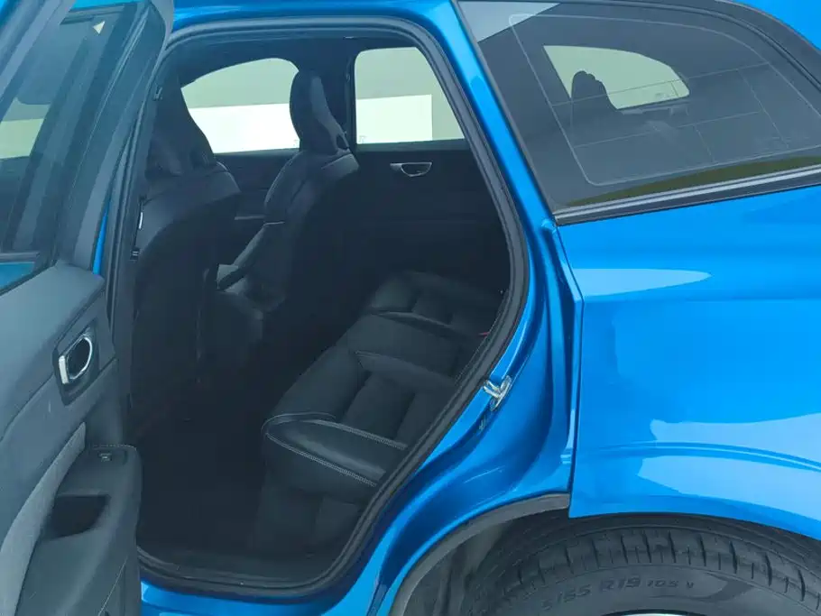 Volvo XC60 — миниатюра 11