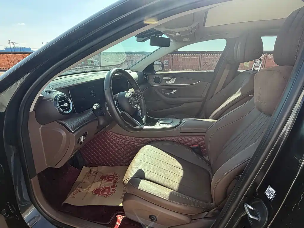 Mercedes-Benz E-Class — миниатюра 4