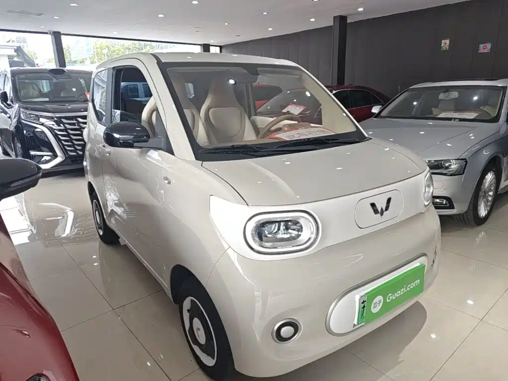 Wuling MINIEV — миниатюра 4