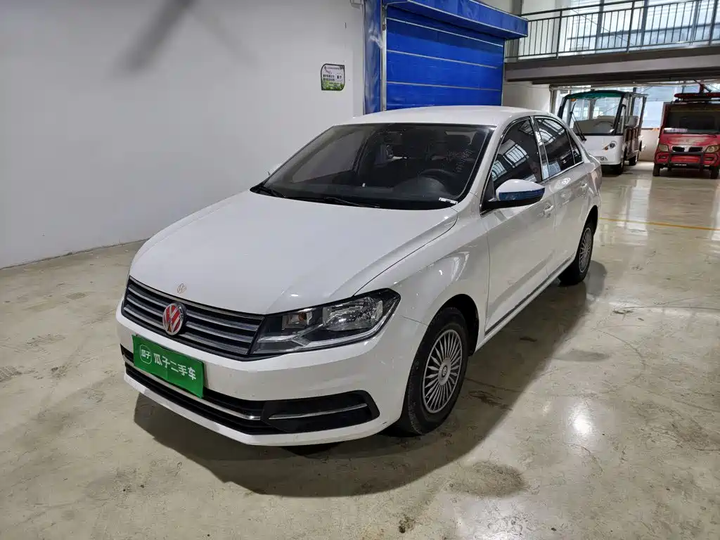 Volkswagen Santana — миниатюра 2