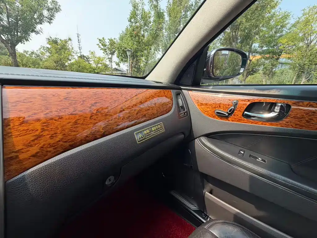 Hyundai Equus — миниатюра 16