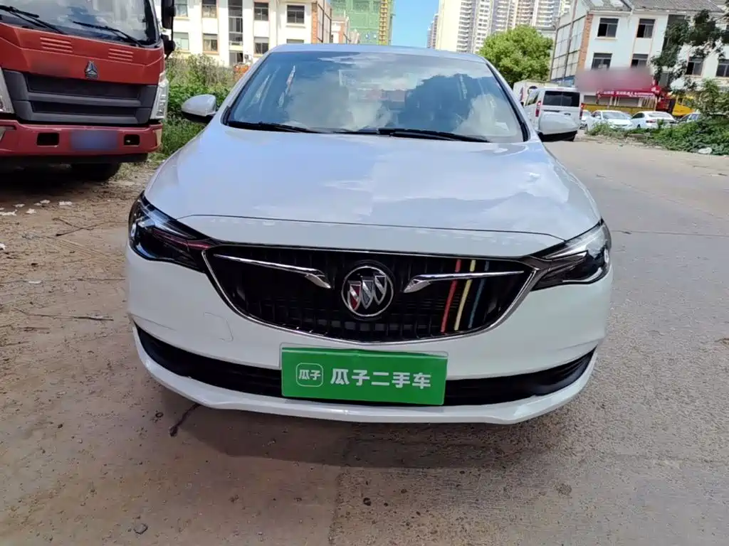 Buick Excelle — миниатюра 3