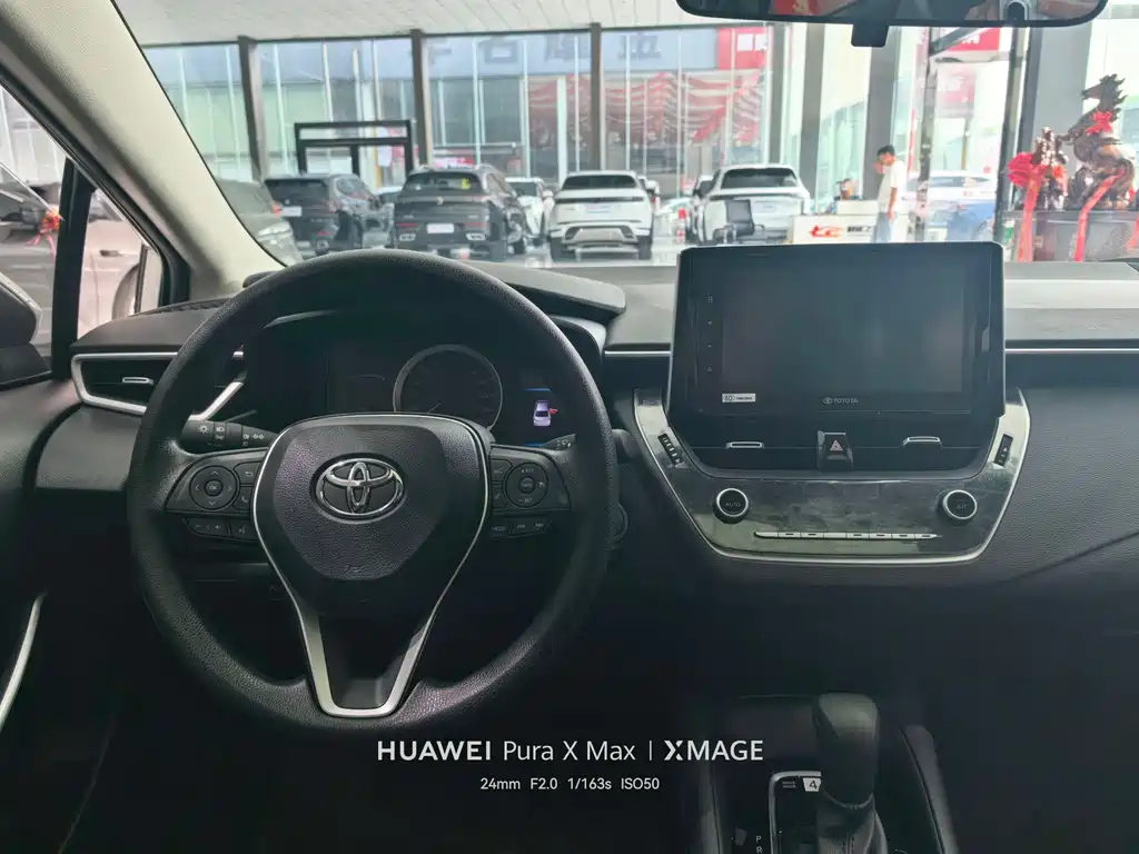 Toyota Corolla — миниатюра 8