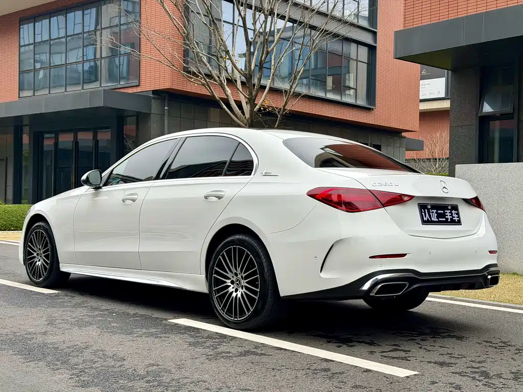 MERCEDES-BENZ C CLASS