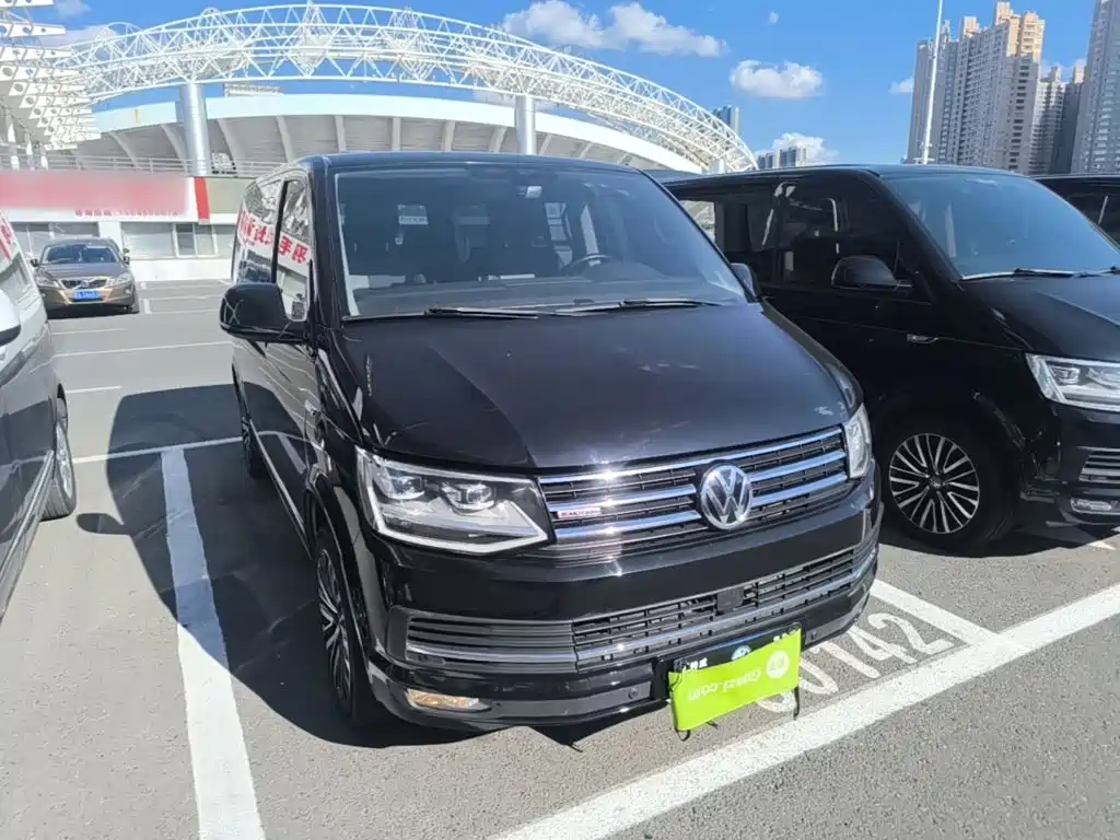 Volkswagen Multivan — миниатюра 4