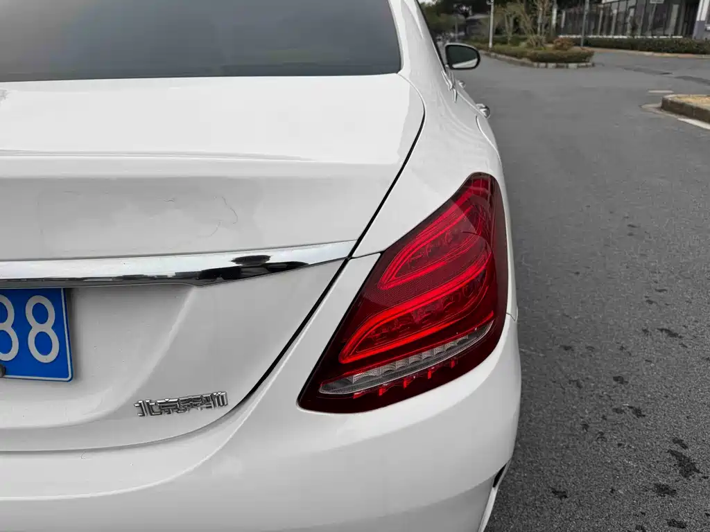 MERCEDES-BENZ C CLASS