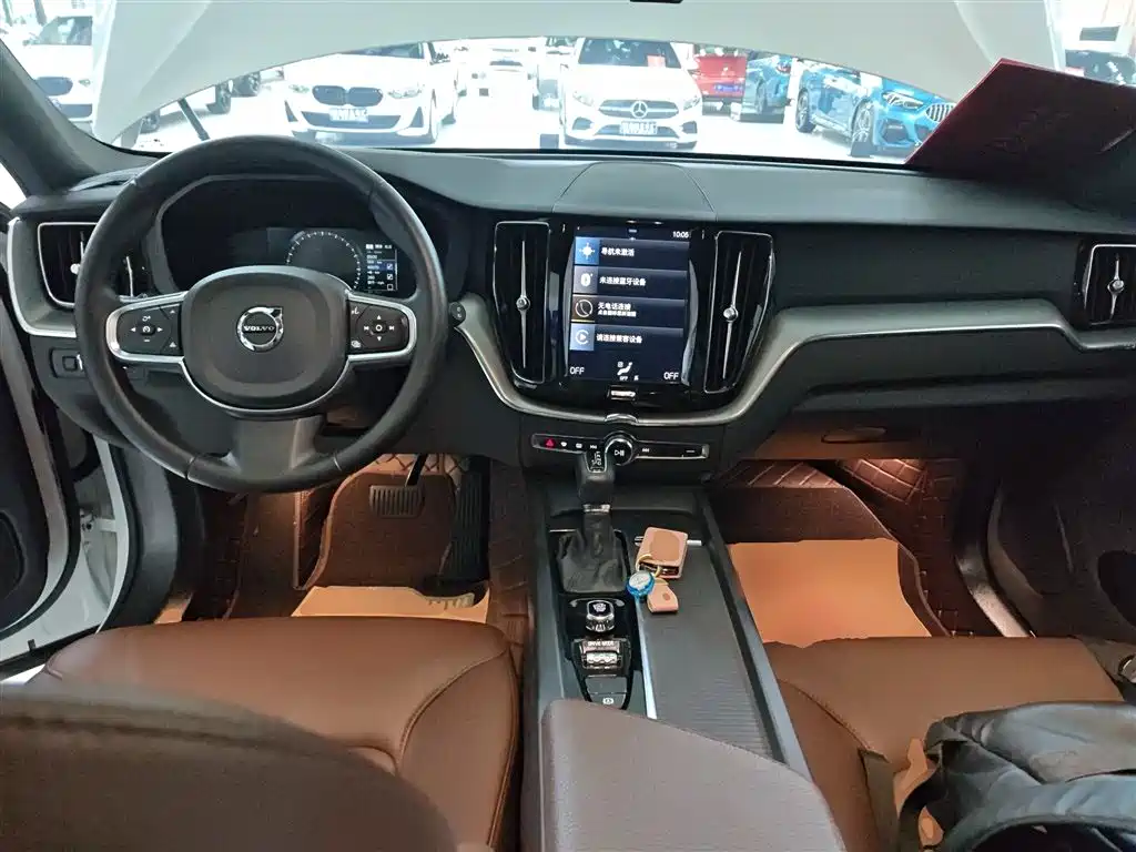 Volvo XC60 2021 T5 Luxury