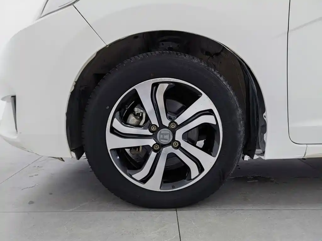 Honda Fit — миниатюра 17