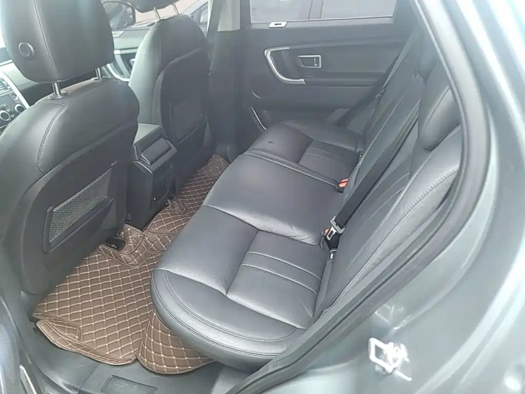 Land Rover Discovery Sport — миниатюра 17