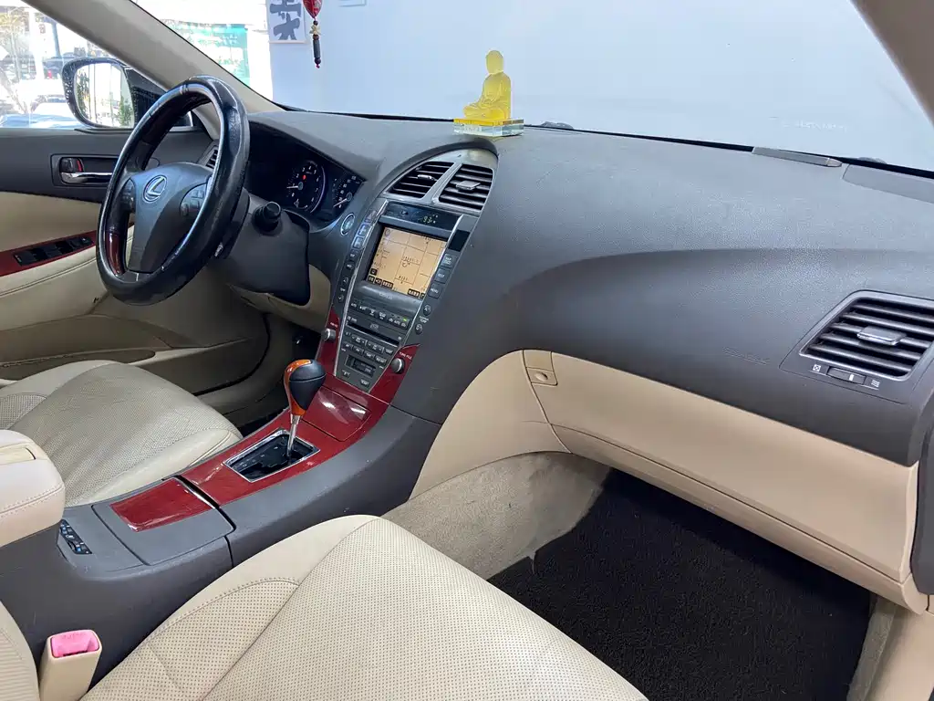 Lexus ES — фотографии объявления, Фото 11
