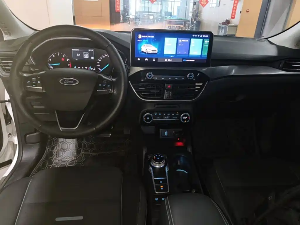 Ford Focus Active — миниатюра 10