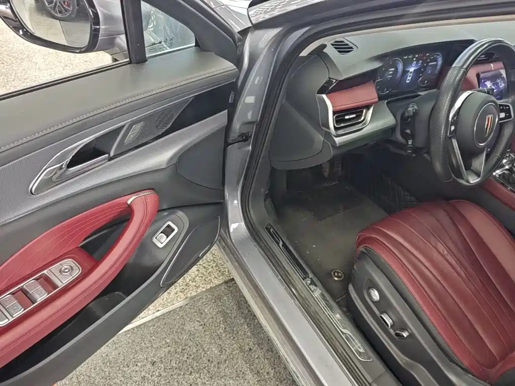 Hongqi Hongqi H5 — миниатюра 16