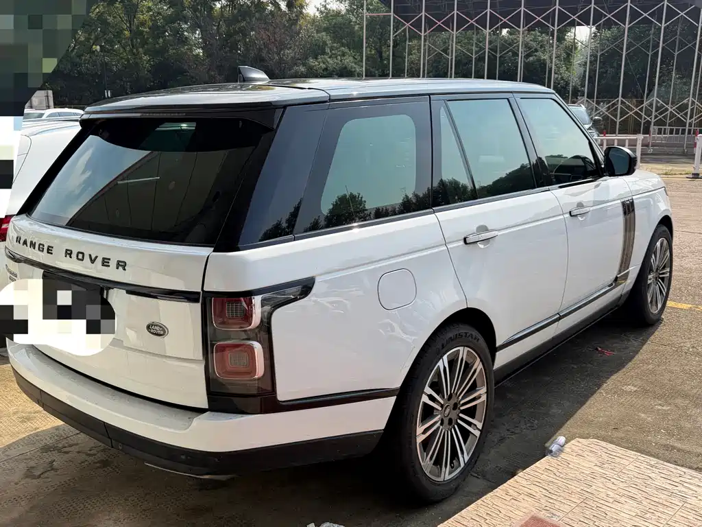 Land Rover Range Rover — миниатюра 3