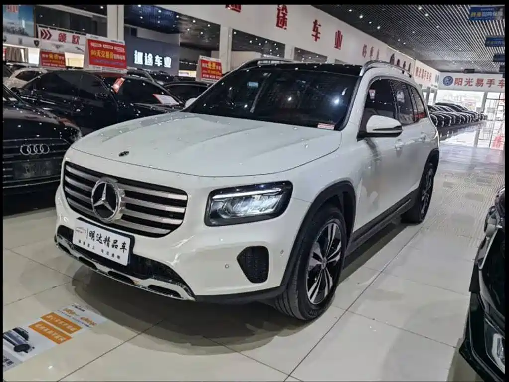 Mercedes-Benz GLB 2024
