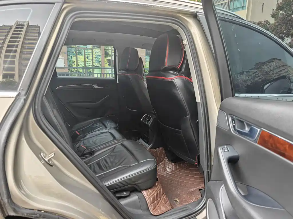 Audi Q5 — миниатюра 11