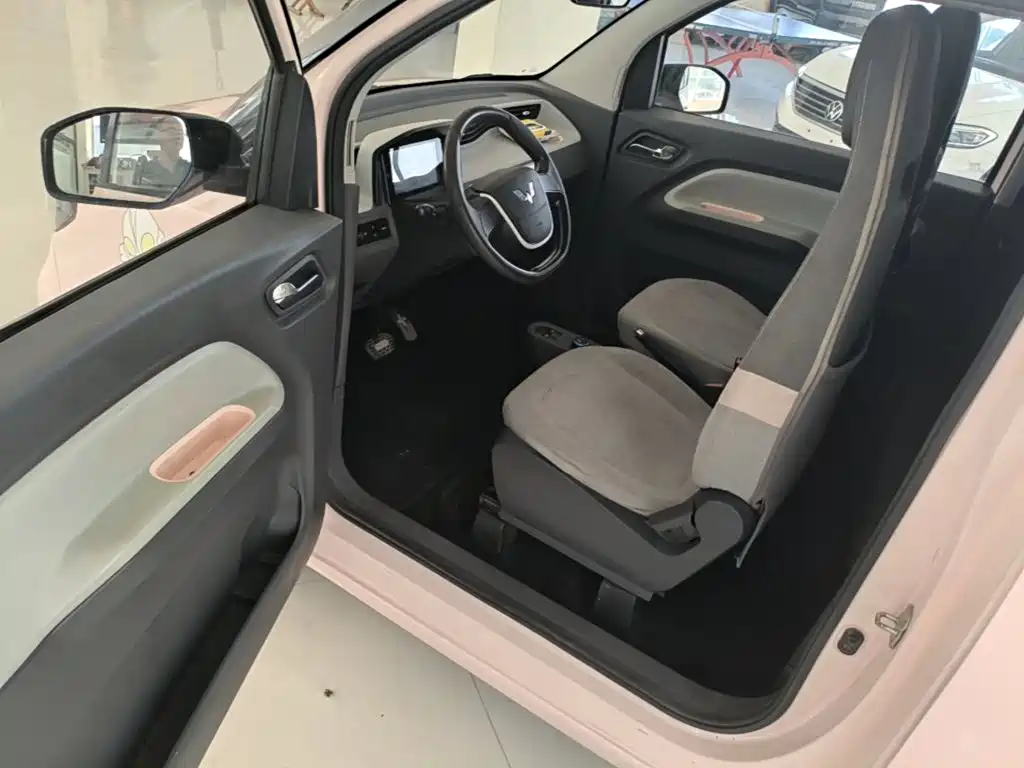 Wuling MINIEV — миниатюра 16