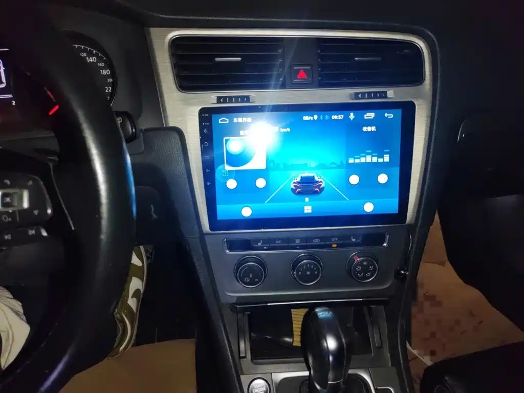 Volkswagen Golf — миниатюра 14