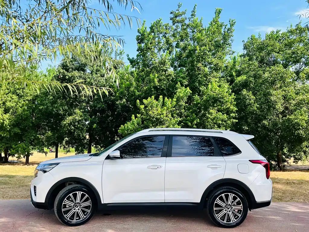 Kia Sportage — миниатюра 10