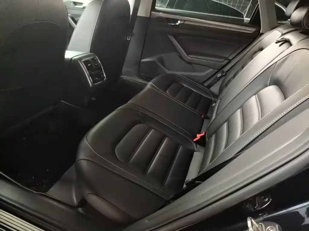 Volkswagen Passat — миниатюра 17