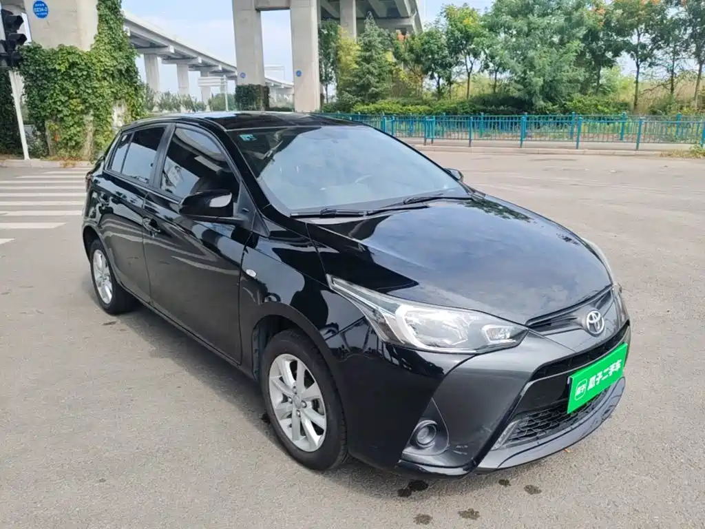 Toyota Yaris L — миниатюра 4
