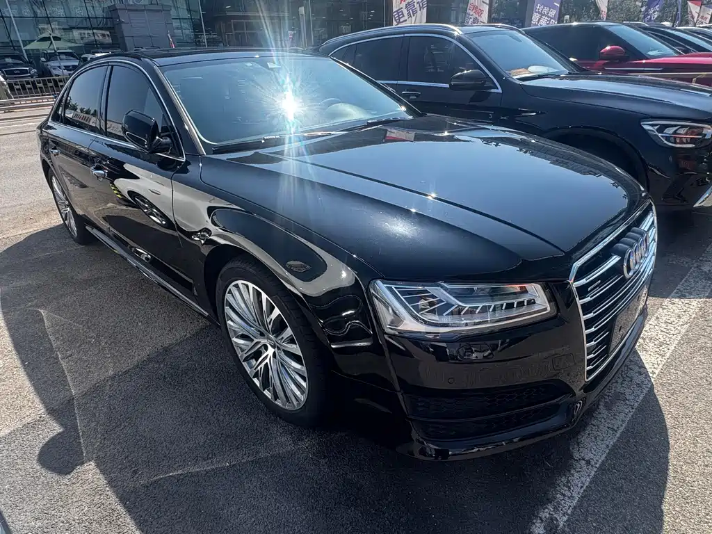 Audi A8 — миниатюра 3