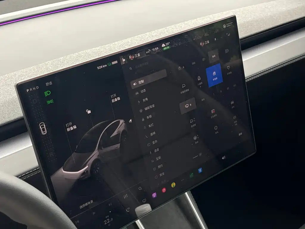 Tesla Model Y L — миниатюра 25