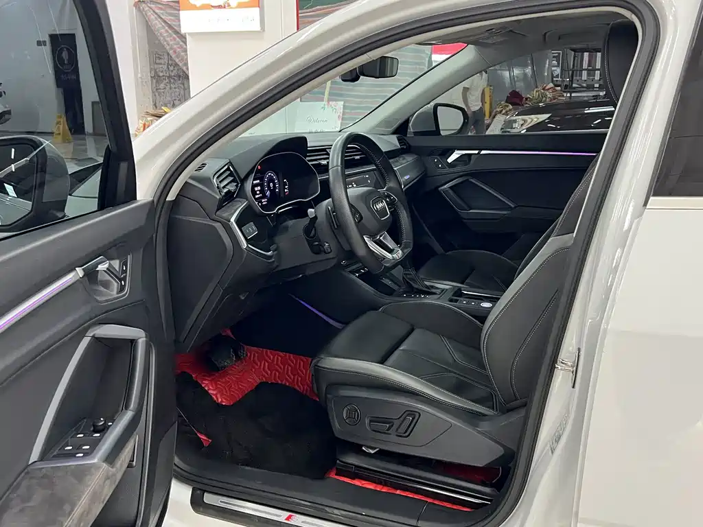 Audi Q3 Sportback — миниатюра 4