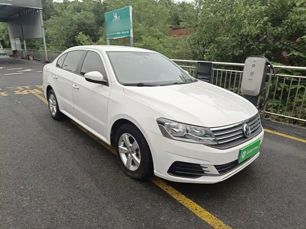 Volkswagen Lavida — миниатюра 4