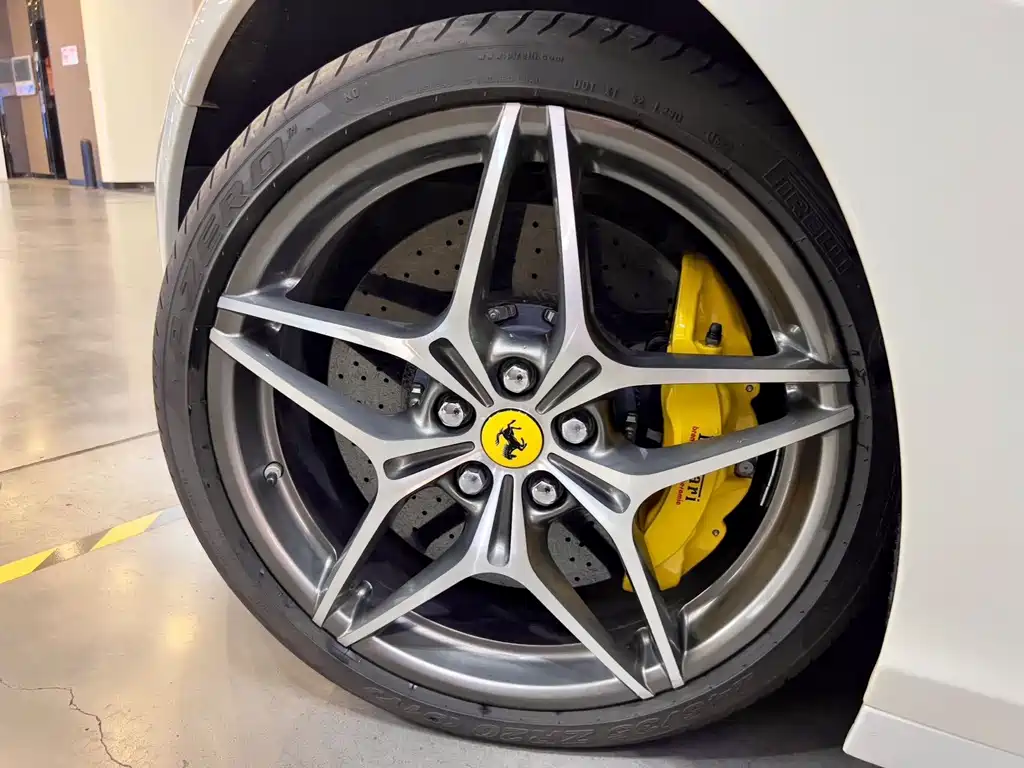 Ferrari California T 2015 3.9T