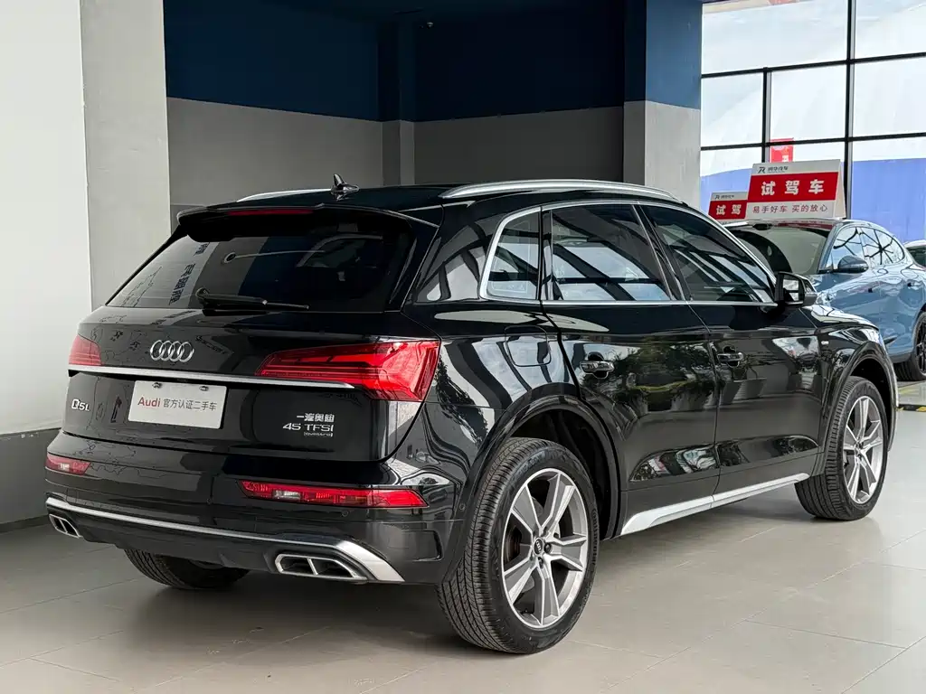 Audi Q5L — миниатюра 5