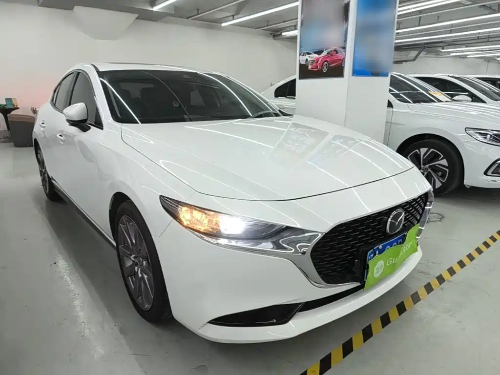Mazda 3 Axela — миниатюра 4