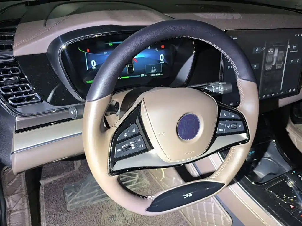 BYD Han — миниатюра 3