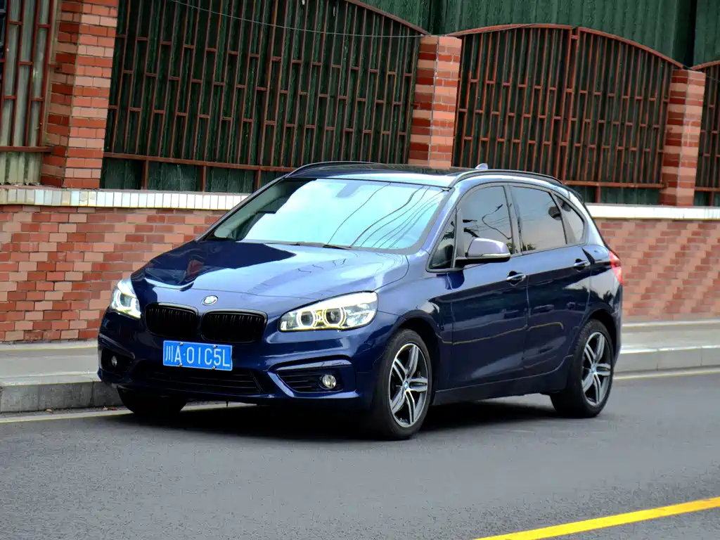 BMW 2 Series Active Tourer (Import)