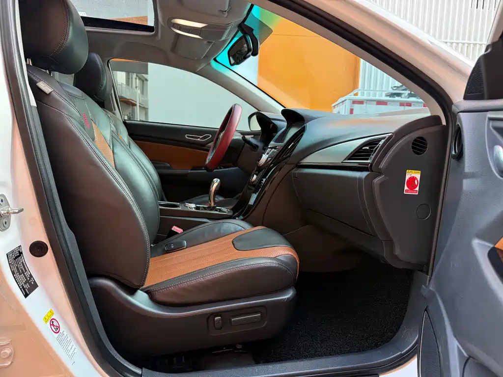 BYD Qin NEV — миниатюра 17