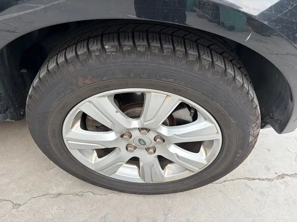 Land Rover Discovery — миниатюра 20