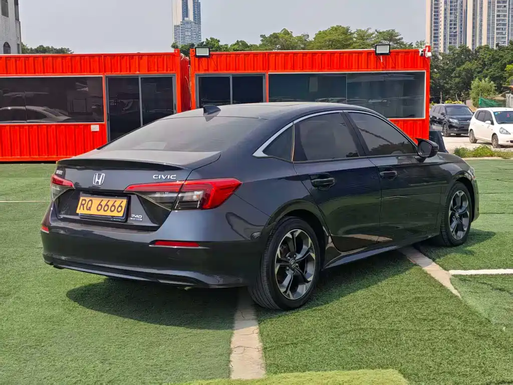Honda Civic — миниатюра 5