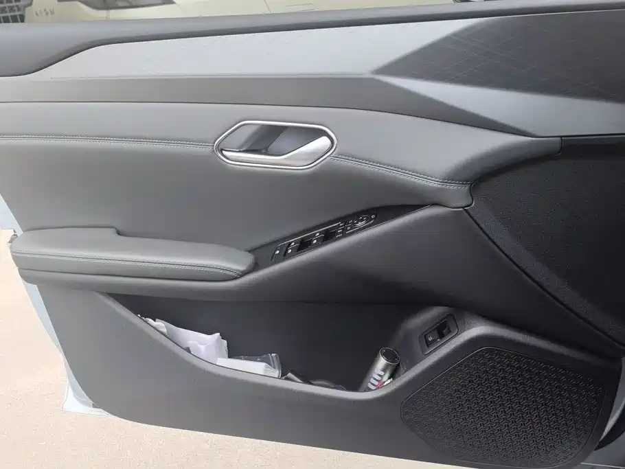 BYD Qin L — миниатюра 7