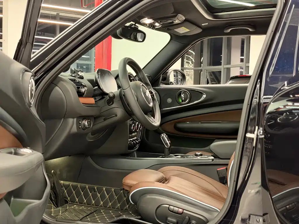 MINI Mini Clubman — миниатюра 6