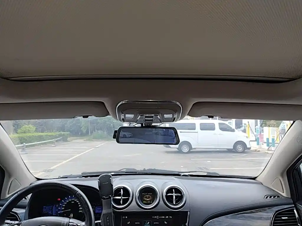 BYD S7 — миниатюра 18