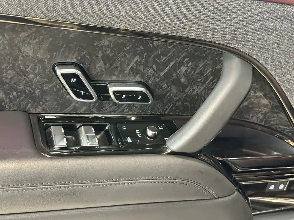 Land Rover Sport — миниатюра 19