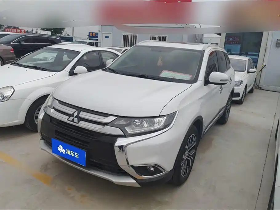 Купить Mitsubishi Outlander