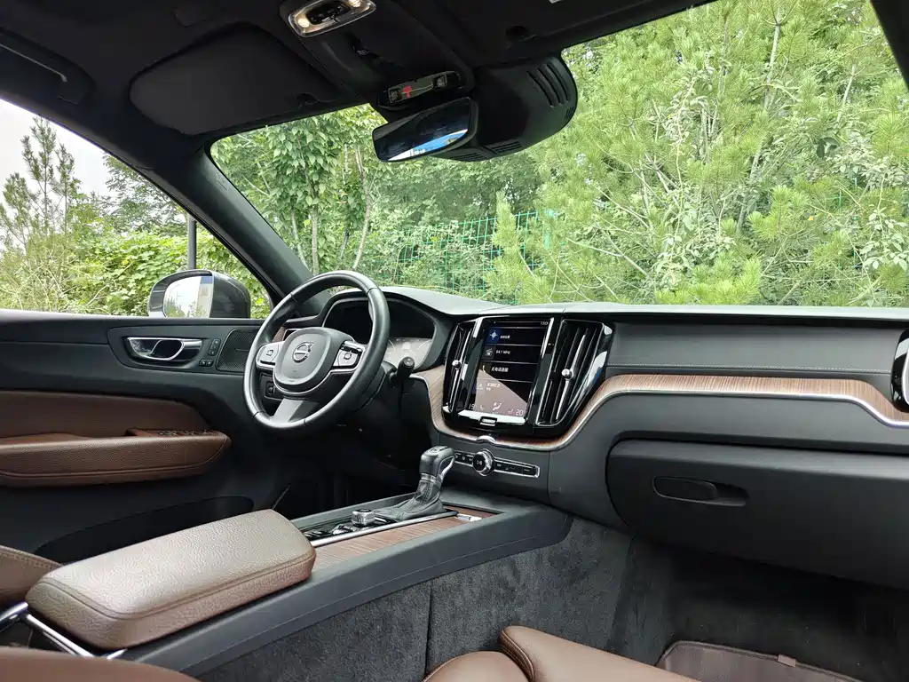 Volvo XC60 — миниатюра 14
