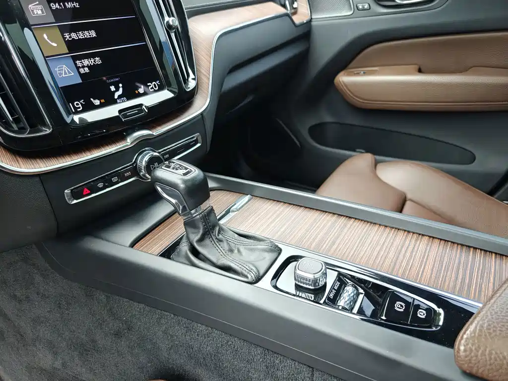Volvo XC60 — миниатюра 17