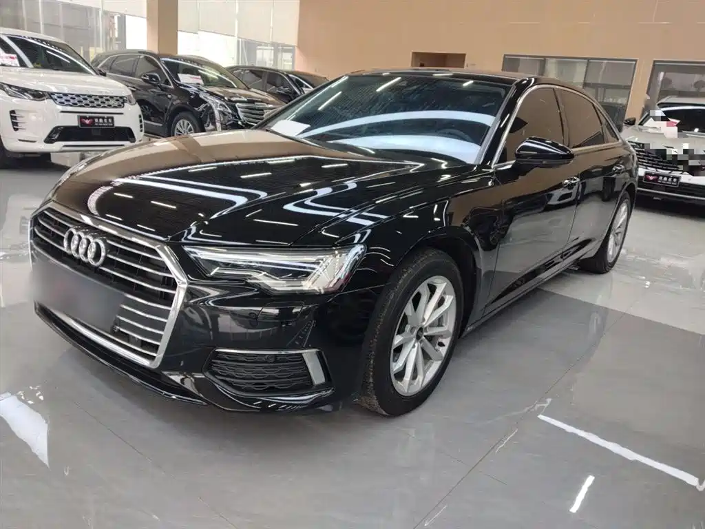 Audi A6L 2022