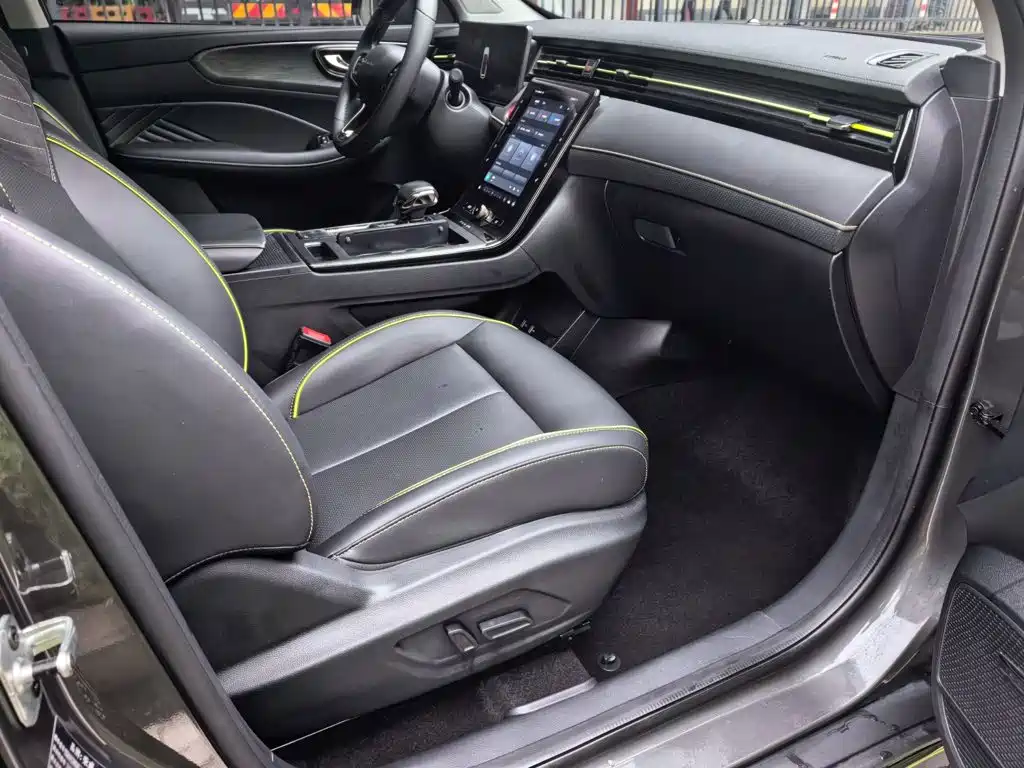Roewe RX5 — миниатюра 21