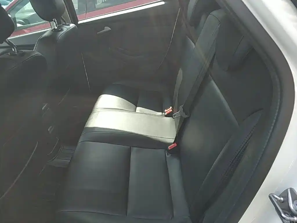 Ford Focus — миниатюра 17