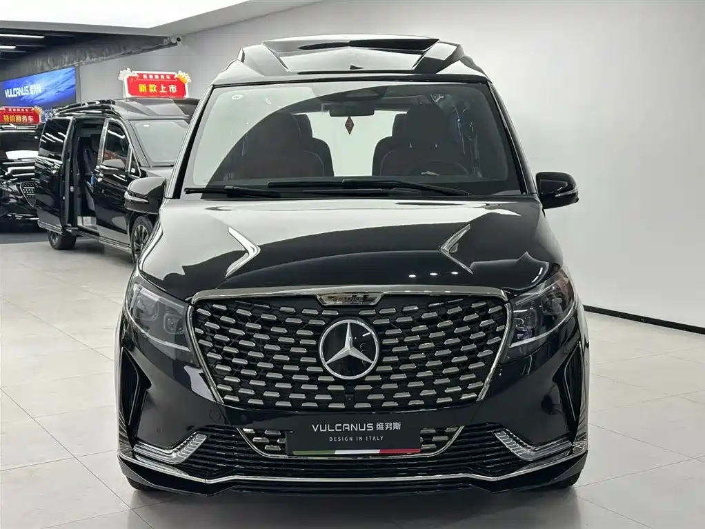 Mercedes-Benz V-Class V 2024 V 300 L Luxury
