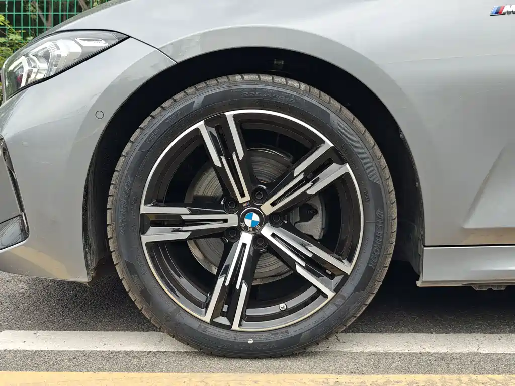 BMW 3 Series — миниатюра 6